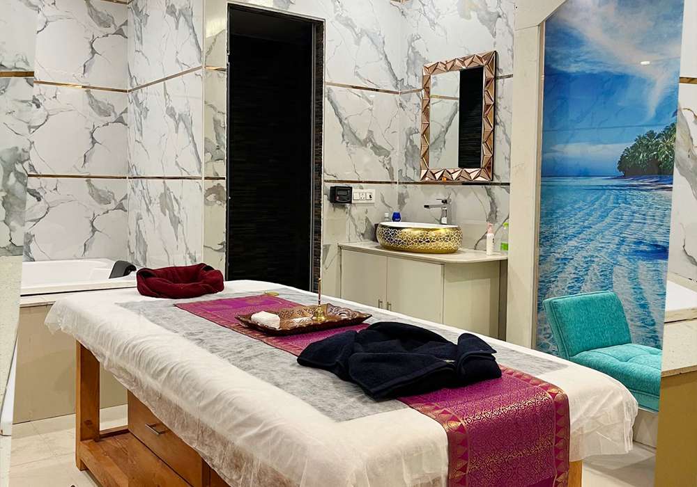 Best luxury spa in pitampura, delhi - Mirror Spa Pitampura
